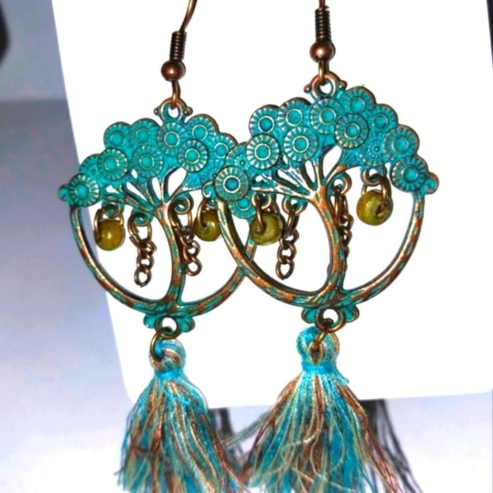 Ladies Antique Vintage Tree Earrings